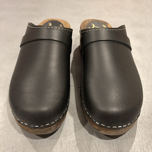 Lotta From Stockholm Black Leather Clogs - Picture 4 of 7